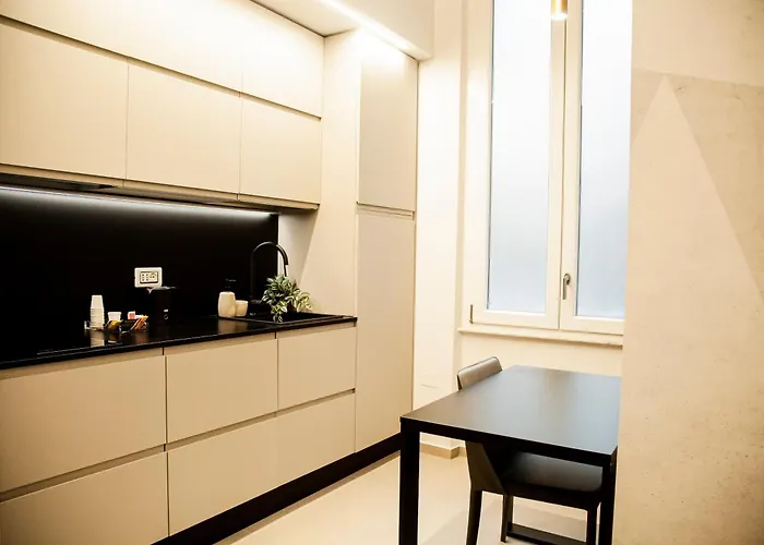 Switch 9 Πανσιόν 3*