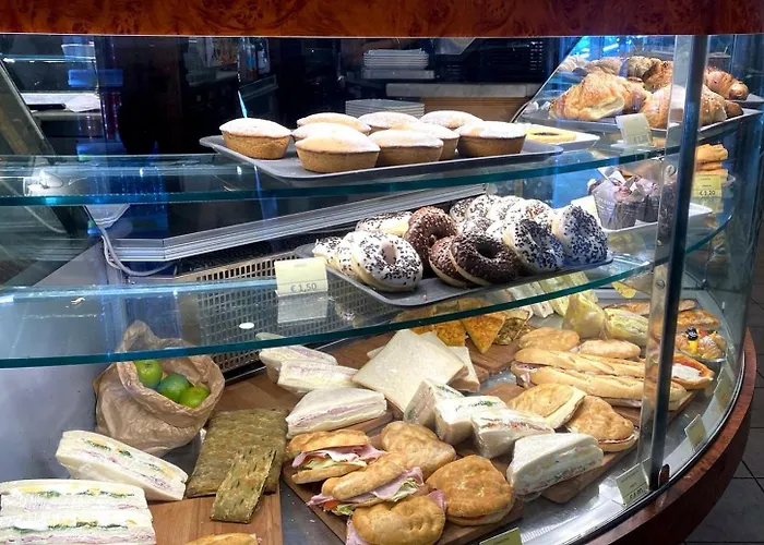 Switch 9 Πανσιόν 3*